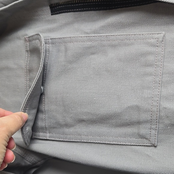 Carhartt-Fire Resistant (FR) Traditional Twill Coveralls-Size 34R - Picture 7 of 17